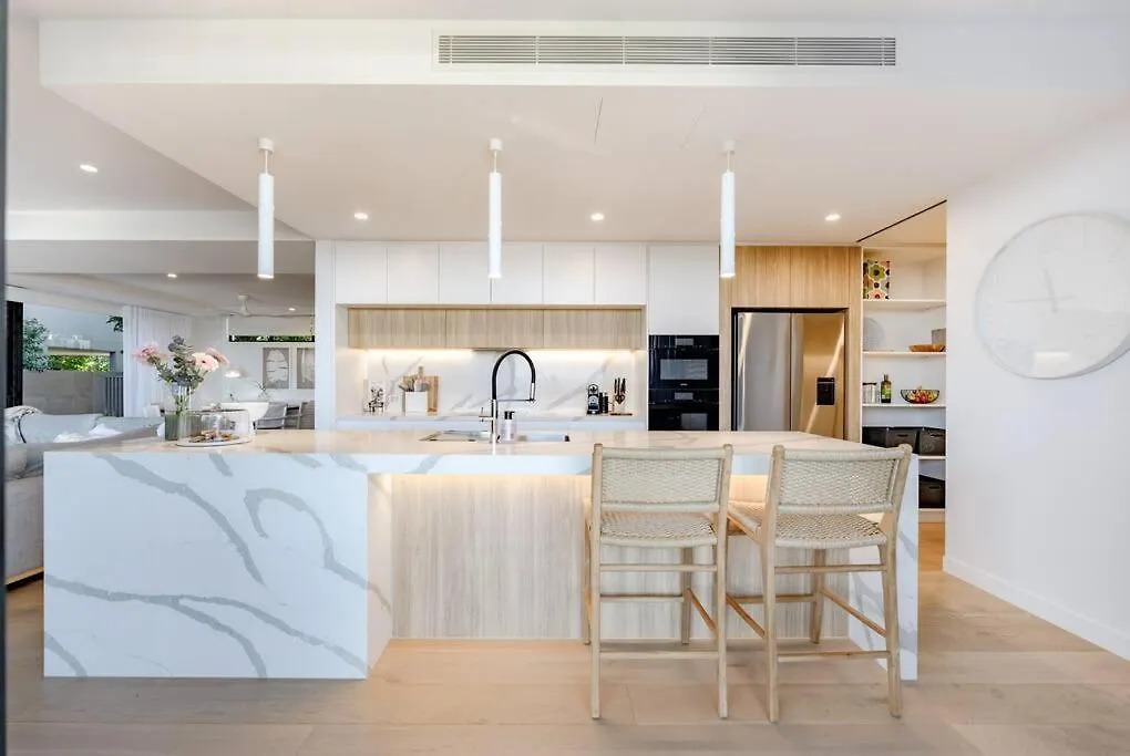 The Hamptons Lake House - Noosa Heads Luxury House 0*,  Australia